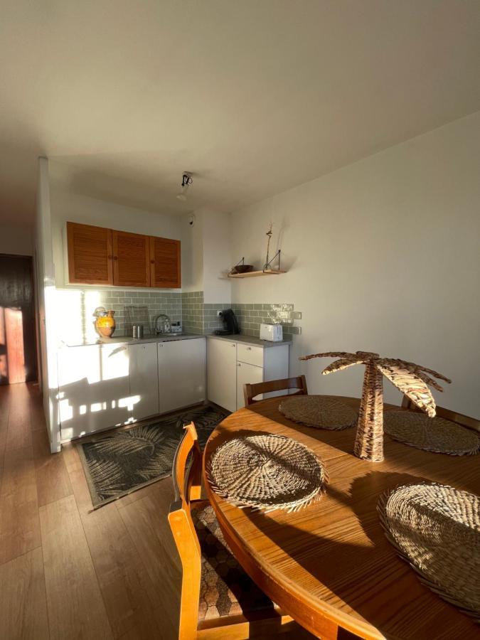 "Les Palmiers" Studio Spacieux Vue Mer Terrasse & Parking Saint-Cyr-sur-Mer Εξωτερικό φωτογραφία
